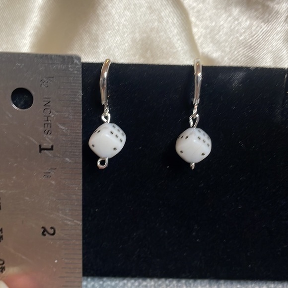 FREE Dice silver hoop earrings - Picture 3 of 9